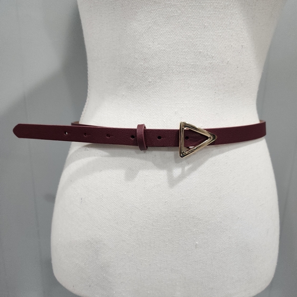 LC Lauren Conrad Accessories - Lauren Conrad Burgundy and Gold Belt Slim Designs Small